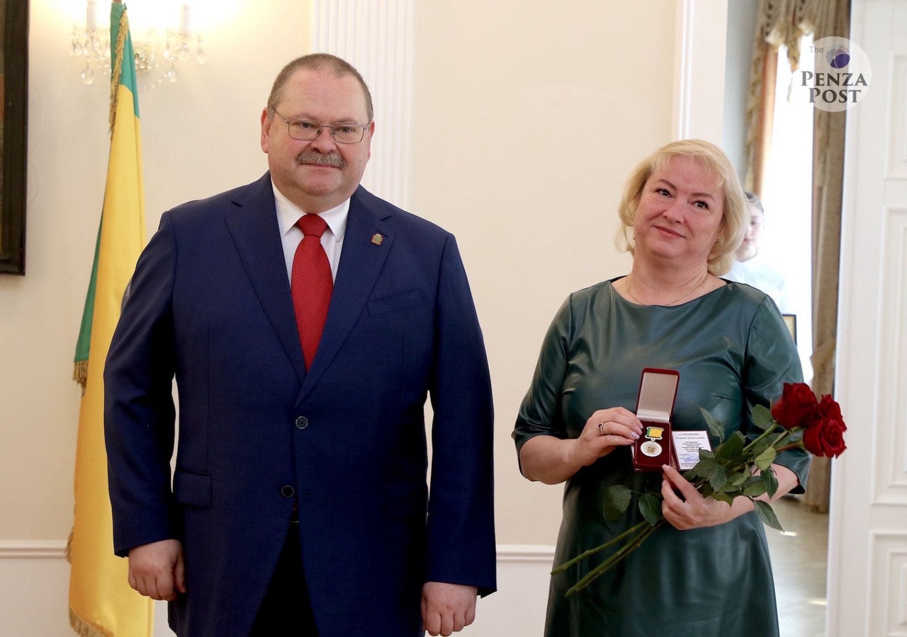 Почётным знаком Губернатора Пензенской области Во славу земли Пензенской была награждена заместитель председателя РОО Татарская национально-культурная автономия ПО Самочкина Г.Х.